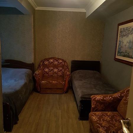 Emi House Hotel Borjomi Luaran gambar