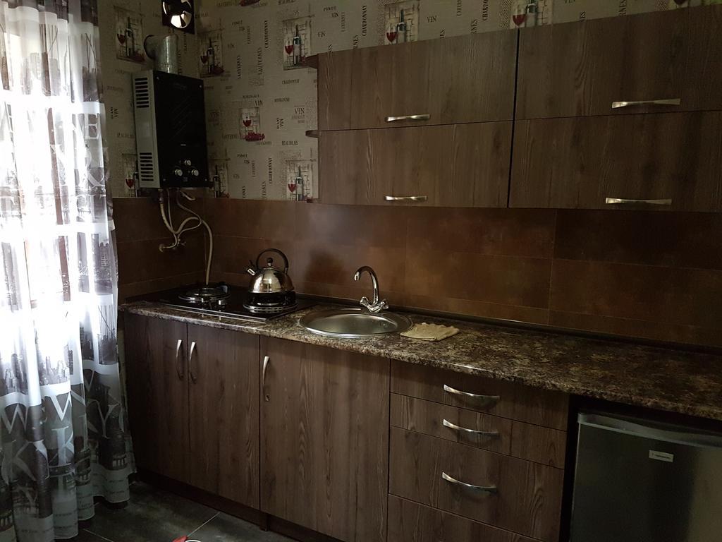 Emi House Hotel Borjomi Luaran gambar